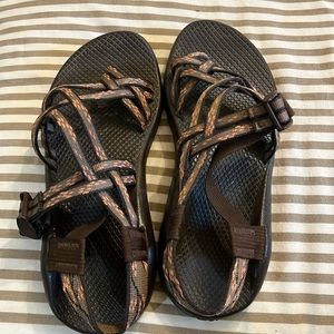 Brown chacos.